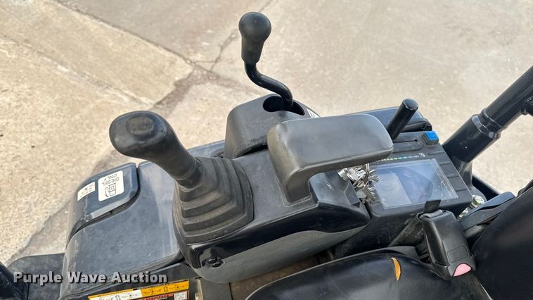 image for item EA2062 2011 Hitachi ZX17U-2 mini excavator