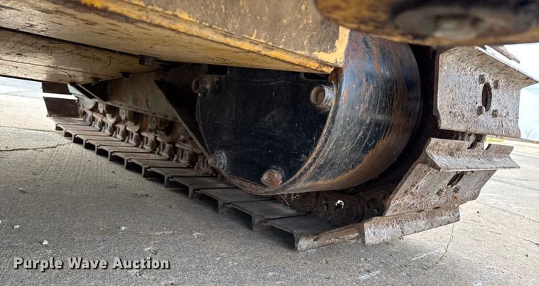 image for item EA2065 1996 Vermeer Flextrak FLX75 vibratory cable plow