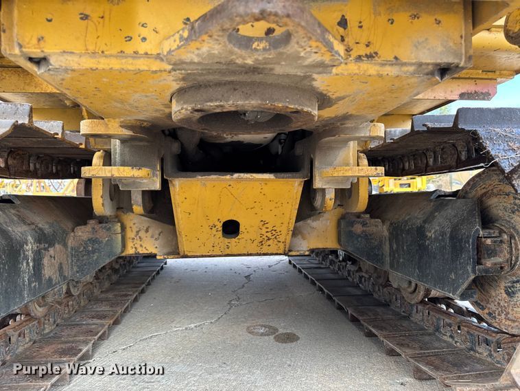 image for item EA2065 1996 Vermeer Flextrak FLX75 vibratory cable plow