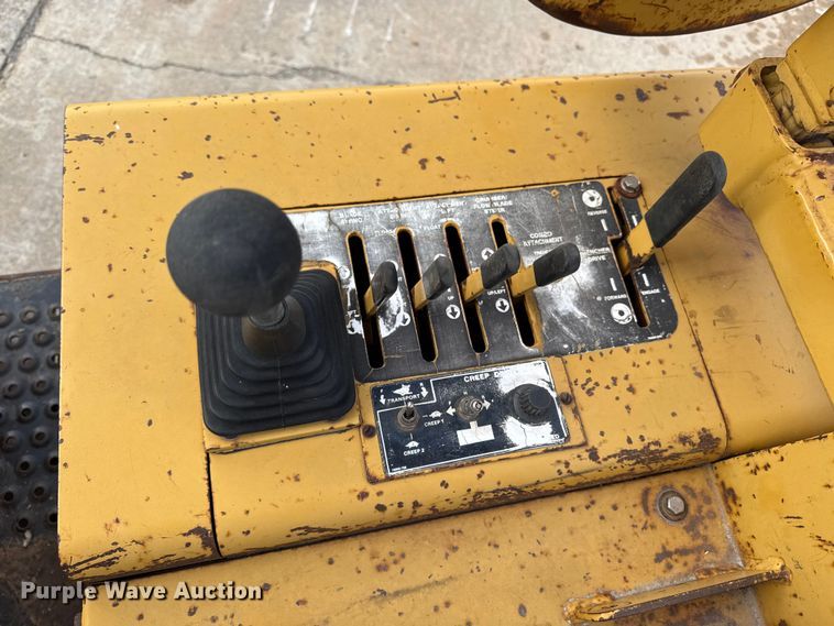 image for item EA2065 1996 Vermeer Flextrak FLX75 vibratory cable plow