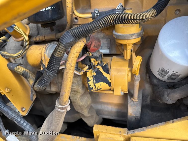 image for item EA2065 1996 Vermeer Flextrak FLX75 vibratory cable plow