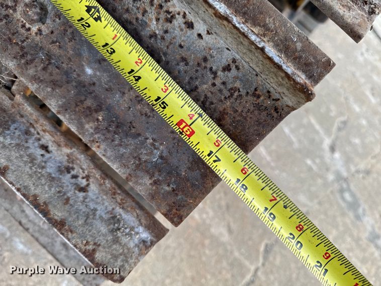 image for item EA2065 1996 Vermeer Flextrak FLX75 vibratory cable plow