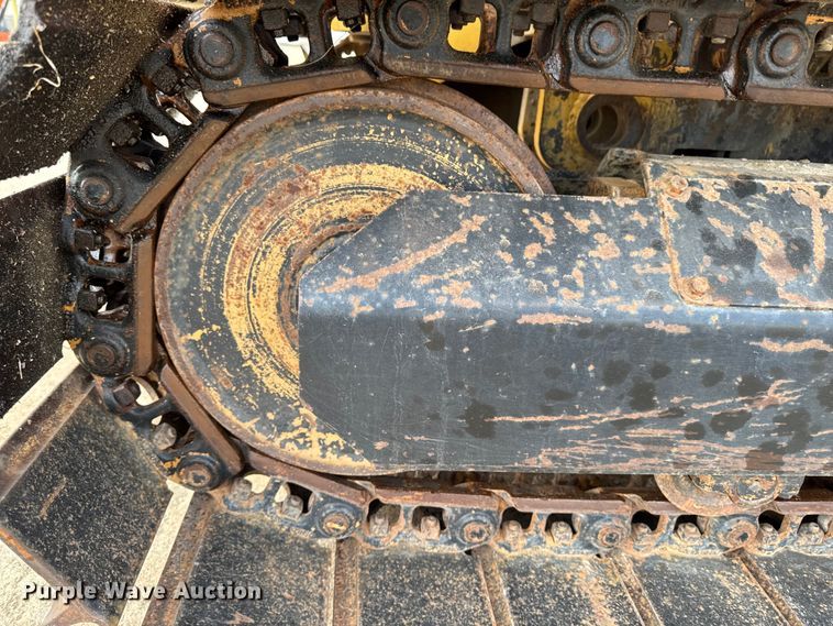 image for item EA2065 1996 Vermeer Flextrak FLX75 vibratory cable plow