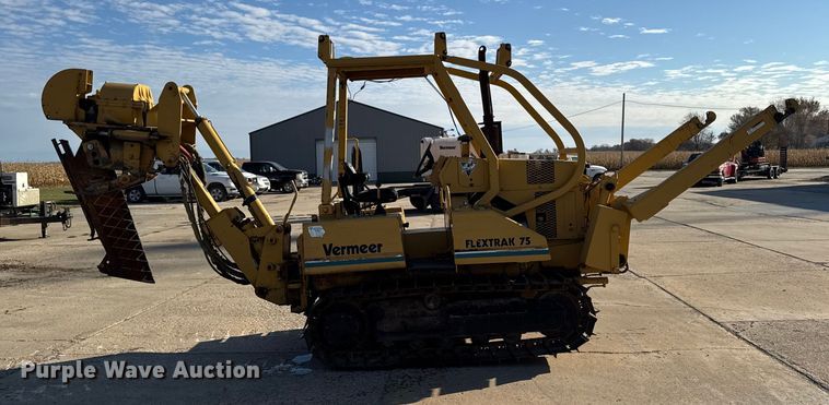image for item EA2066 1994 Vermeer Flextrak FLX75 vibratory cable plow