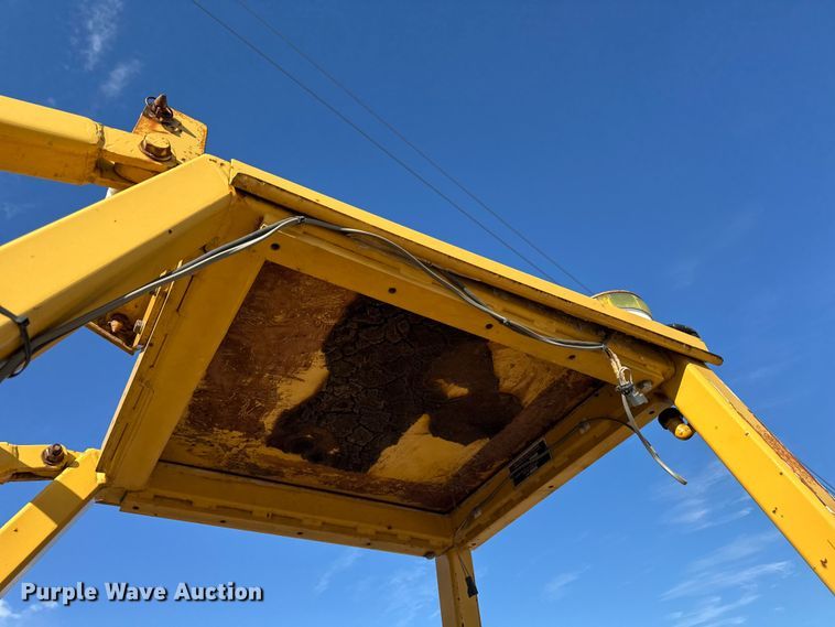 image for item EA2066 1994 Vermeer Flextrak FLX75 vibratory cable plow