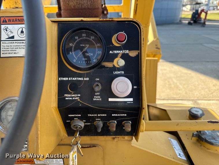 image for item EA2066 1994 Vermeer Flextrak FLX75 vibratory cable plow