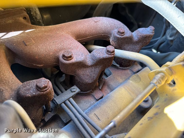 image for item EA2066 1994 Vermeer Flextrak FLX75 vibratory cable plow