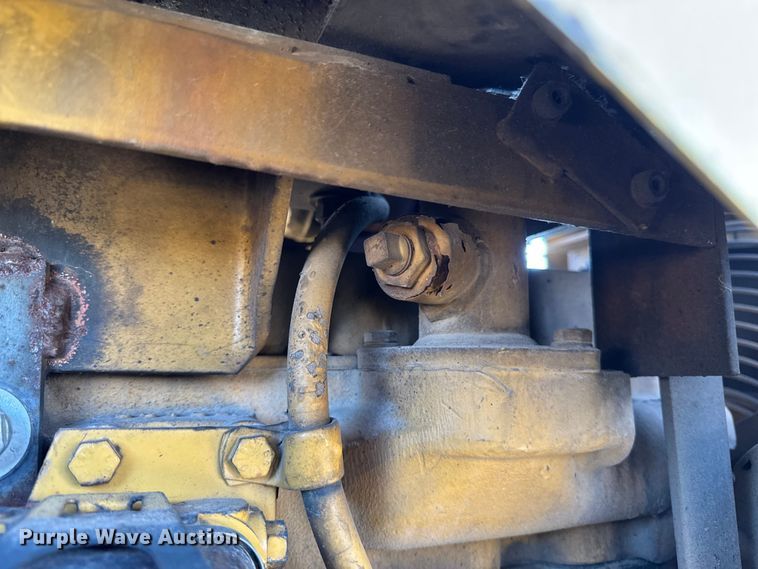 image for item EA2066 1994 Vermeer Flextrak FLX75 vibratory cable plow