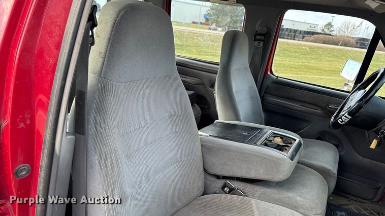 image for item EA2067 1997 Ford F350 Crew Cab pickup truck