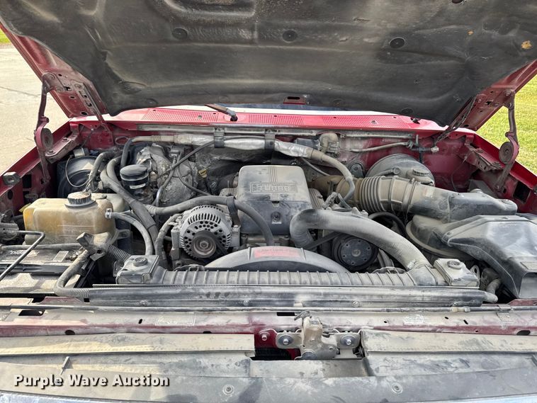 image for item EA2067 1997 Ford F350 Crew Cab pickup truck