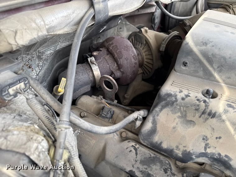 image for item EA2067 1997 Ford F350 Crew Cab pickup truck