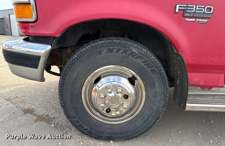 image for item EA2067 1997 Ford F350 Crew Cab pickup truck