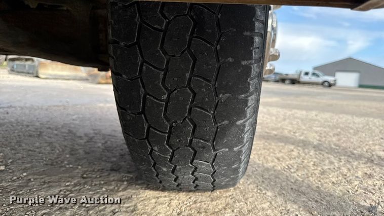 image for item EA2067 1997 Ford F350 Crew Cab pickup truck