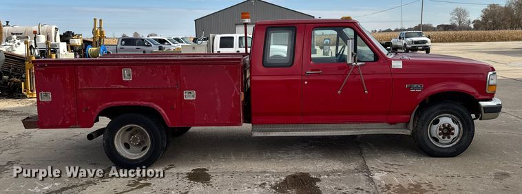 image for item EA2068 1997 Ford F350 SuperCab utility bed pickup truck