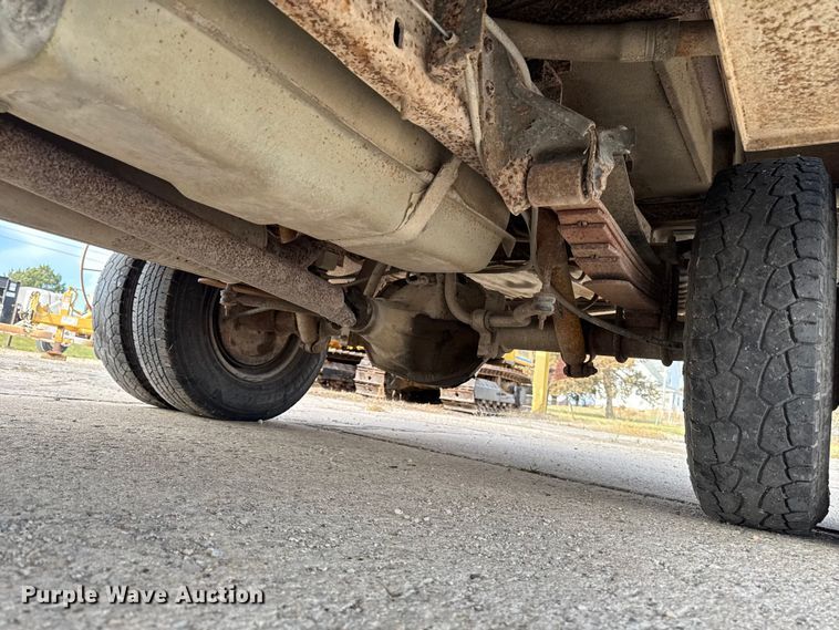 image for item EA2068 1997 Ford F350 SuperCab utility bed pickup truck