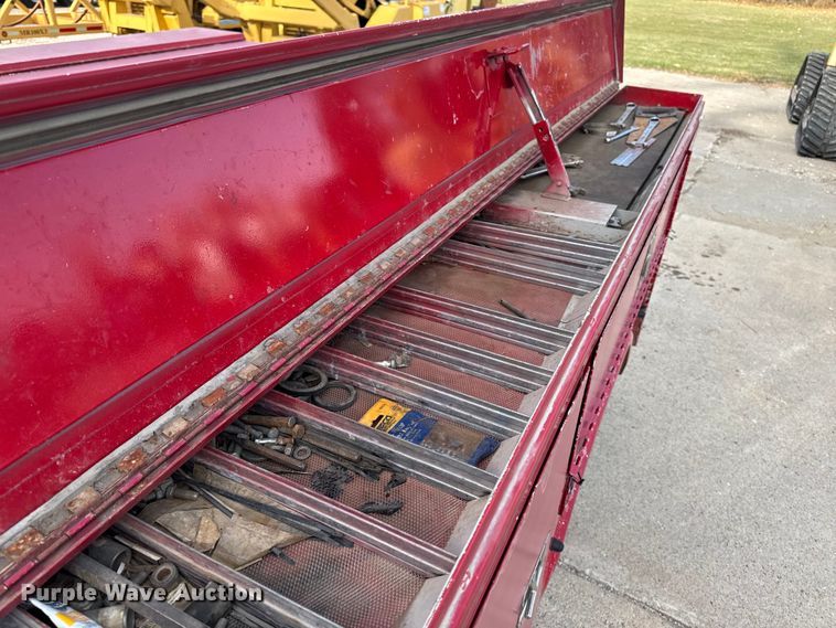 image for item EA2068 1997 Ford F350 SuperCab utility bed pickup truck