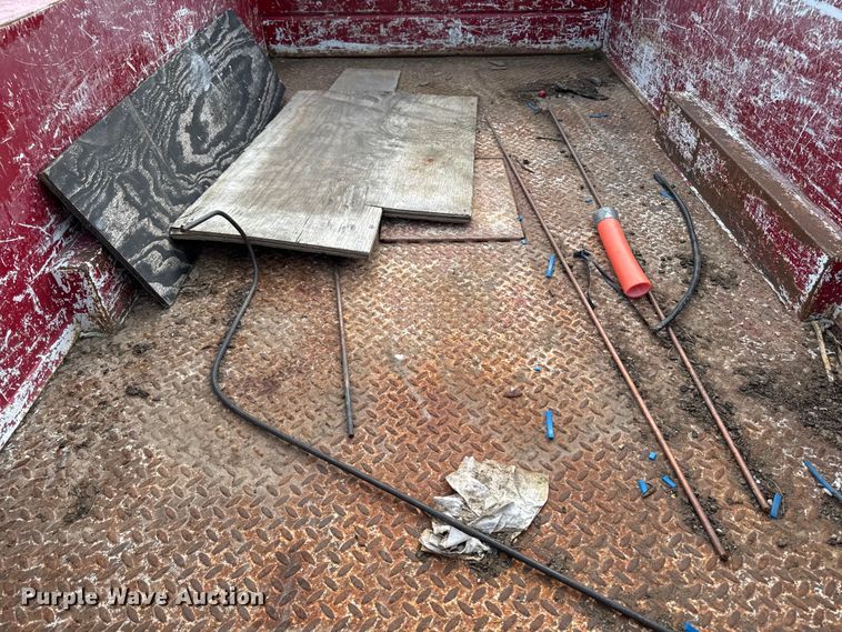 image for item EA2068 1997 Ford F350 SuperCab utility bed pickup truck