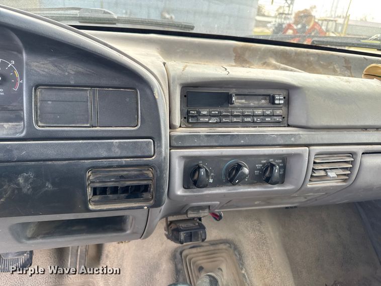 image for item EA2068 1997 Ford F350 SuperCab utility bed pickup truck