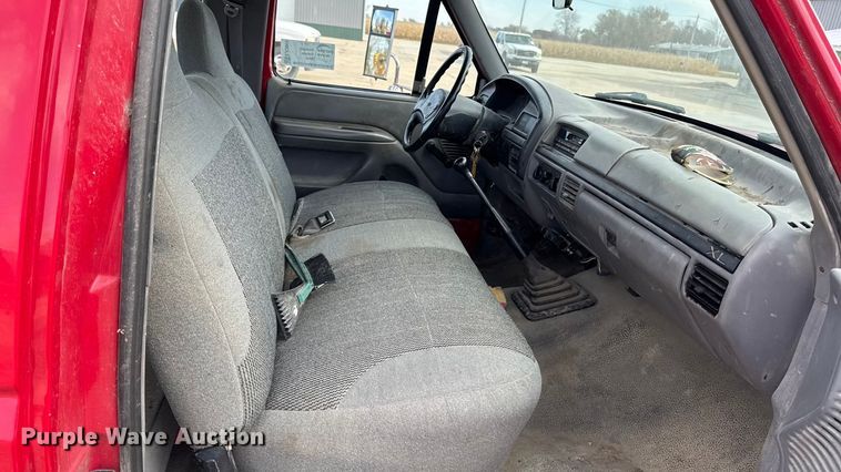 image for item EA2068 1997 Ford F350 SuperCab utility bed pickup truck