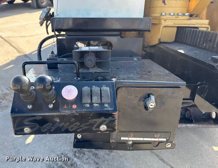 image for item EA2070 2014 Vermeer D24x40 navigator series 3 directional boring unit