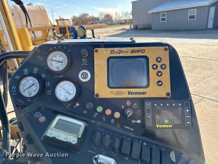 image for item EA2070 2014 Vermeer D24x40 navigator series 3 directional boring unit