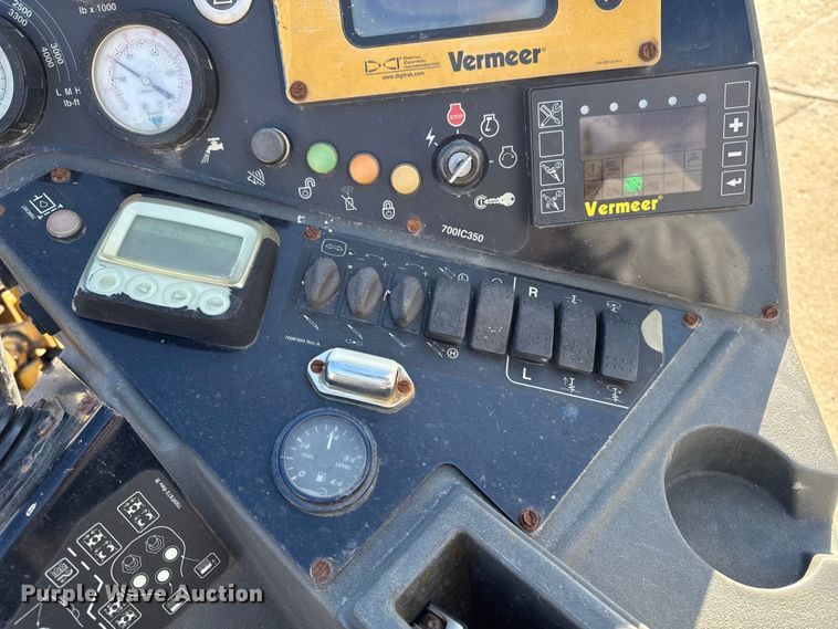 image for item EA2070 2014 Vermeer D24x40 navigator series 3 directional boring unit