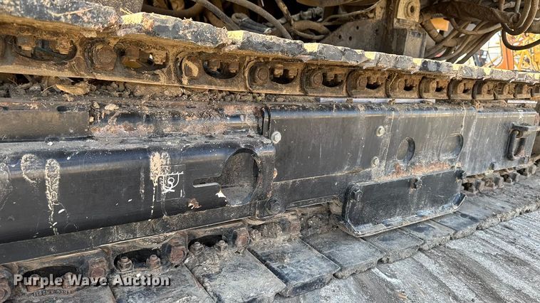 image for item EA2070 2014 Vermeer D24x40 navigator series 3 directional boring unit