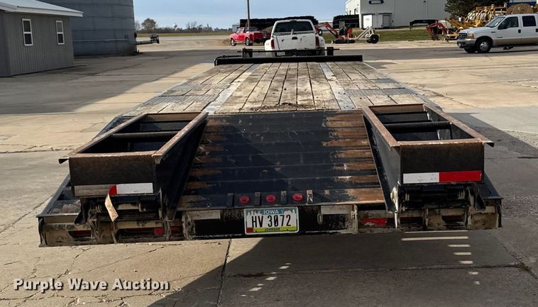 image for item EA2073 2015 Felling FT-30-2 LP equipment trailer