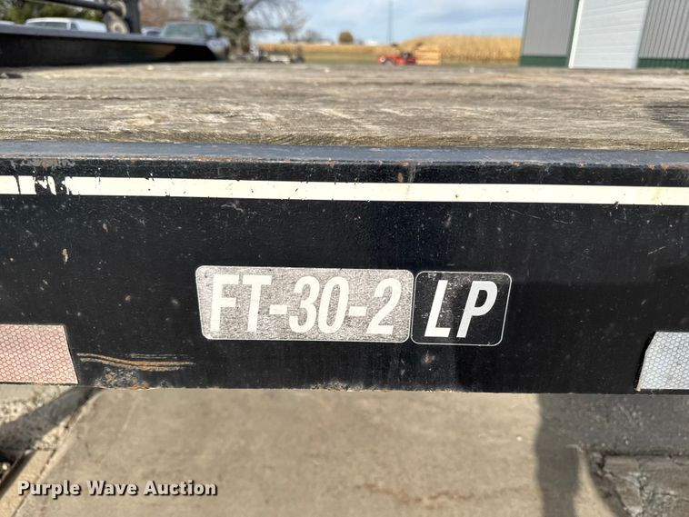 image for item EA2073 2015 Felling FT-30-2 LP equipment trailer