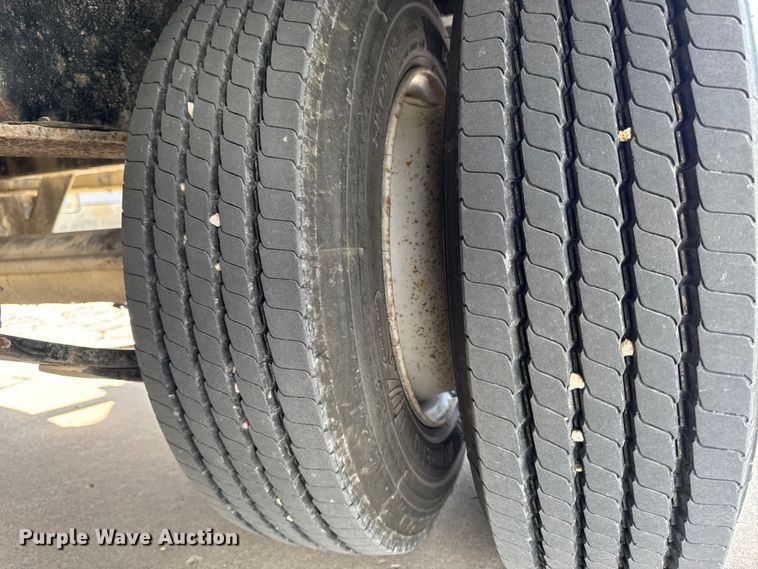 image for item EA2073 2015 Felling FT-30-2 LP equipment trailer