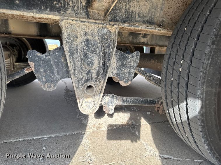 image for item EA2073 2015 Felling FT-30-2 LP equipment trailer