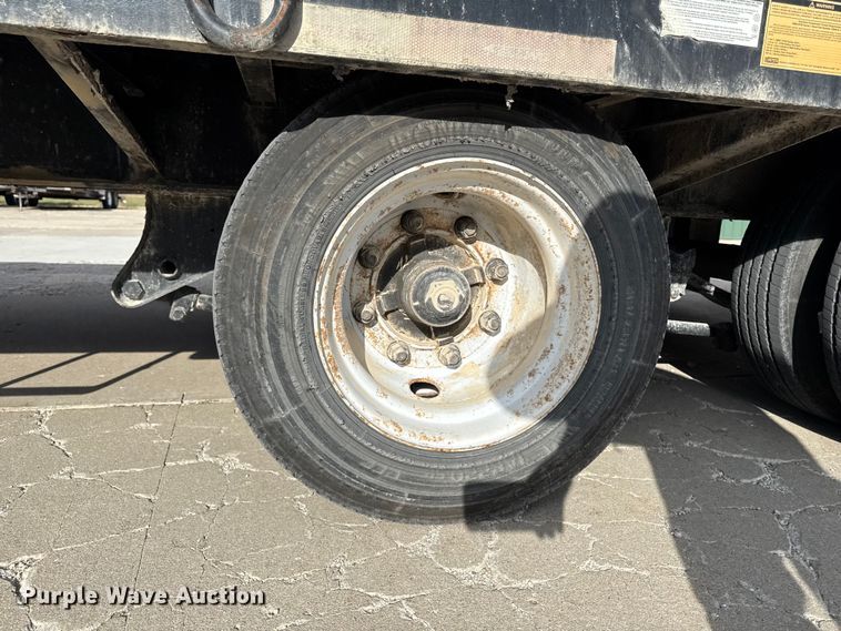 image for item EA2073 2015 Felling FT-30-2 LP equipment trailer