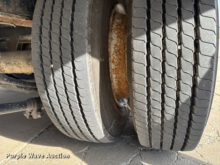 image for item EA2073 2015 Felling FT-30-2 LP equipment trailer