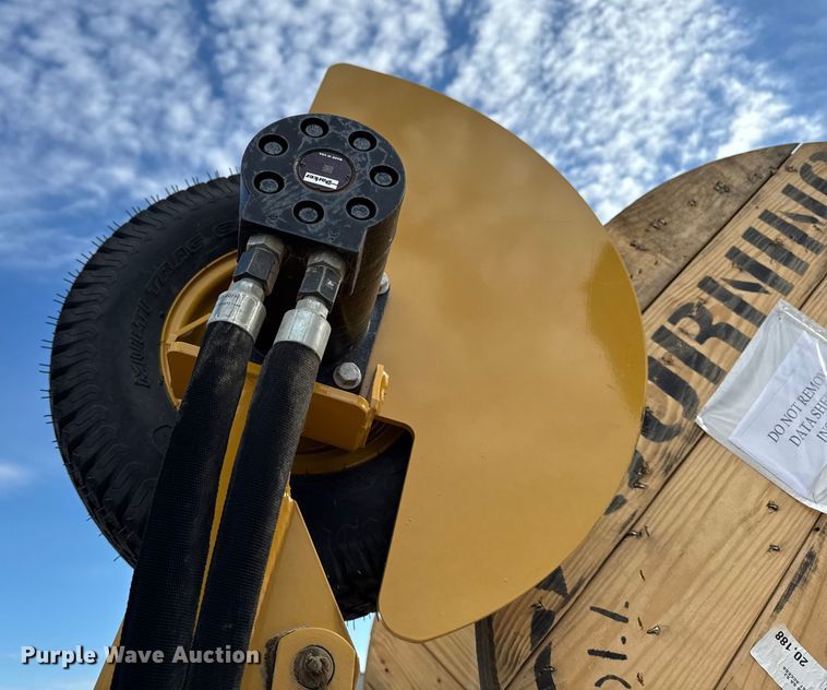 image for item EA2075 2023 Vermeer RTX1250i2 vibratory cable plow