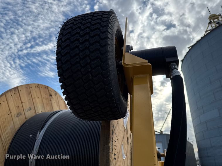 image for item EA2075 2023 Vermeer RTX1250i2 vibratory cable plow