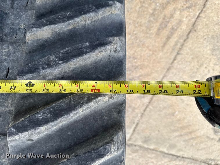 image for item EA2075 2023 Vermeer RTX1250i2 vibratory cable plow