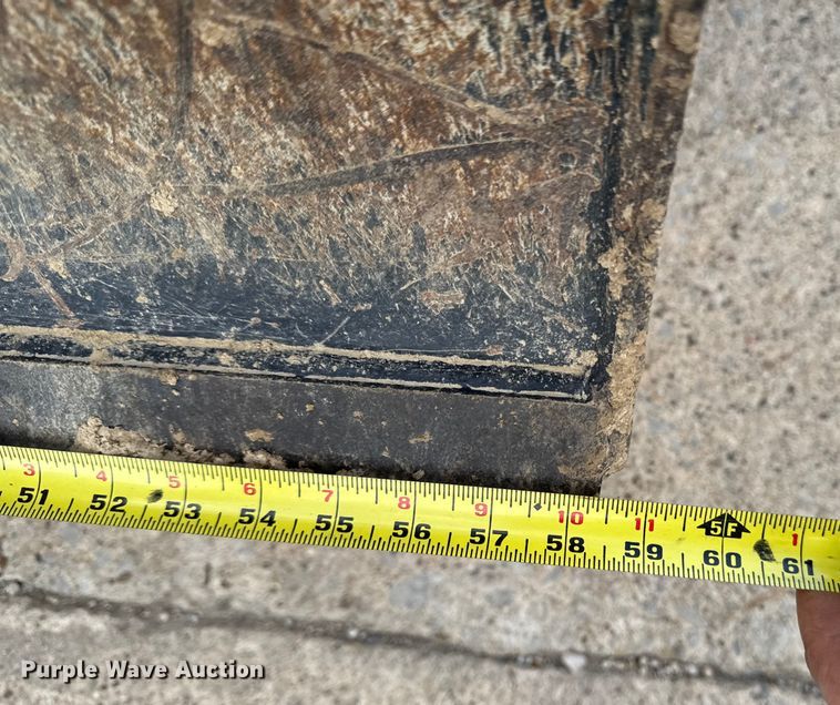 image for item EA2076 Hitachi ZX26U-5N mini excavator