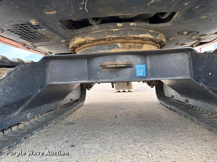 image for item EA2076 Hitachi ZX26U-5N mini excavator