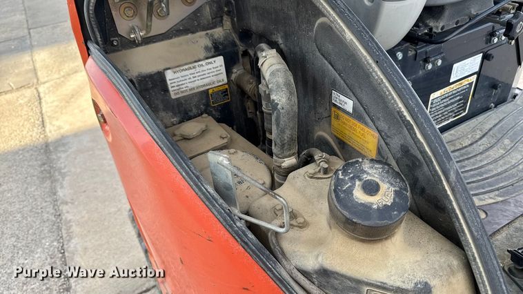 image for item EA2076 Hitachi ZX26U-5N mini excavator