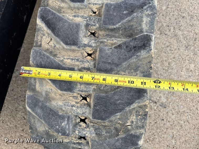 image for item EA2076 Hitachi ZX26U-5N mini excavator