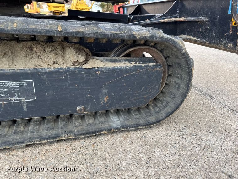 image for item EA2076 Hitachi ZX26U-5N mini excavator