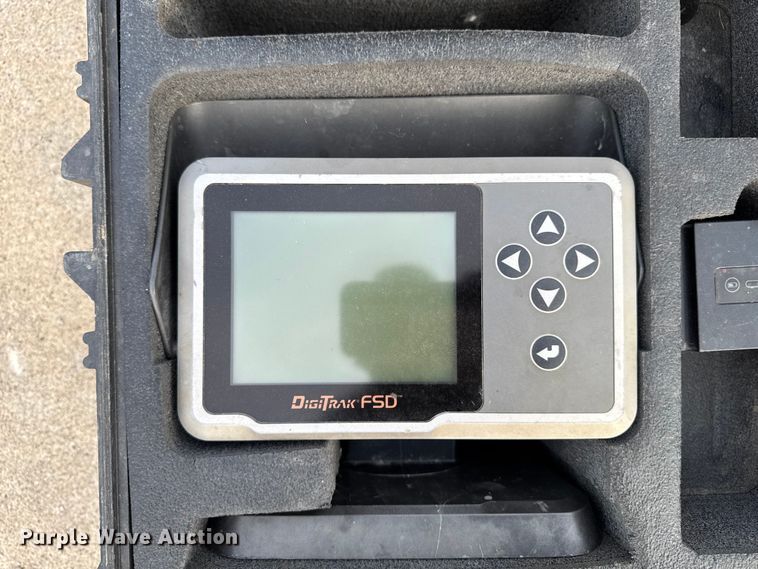 image for item EA2079 DCI Digitrak F2 locator