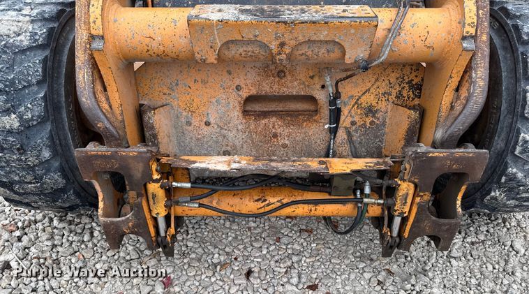 image for item EA2085 2004 Case 90XT skid steer loader