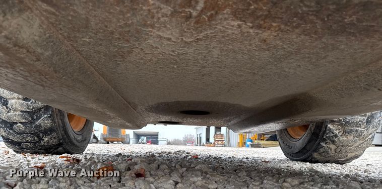 image for item EA2085 2004 Case 90XT skid steer loader