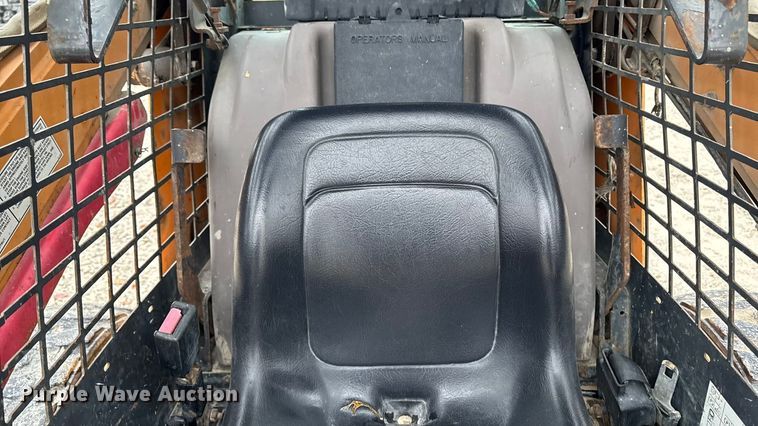 image for item EA2085 2004 Case 90XT skid steer loader
