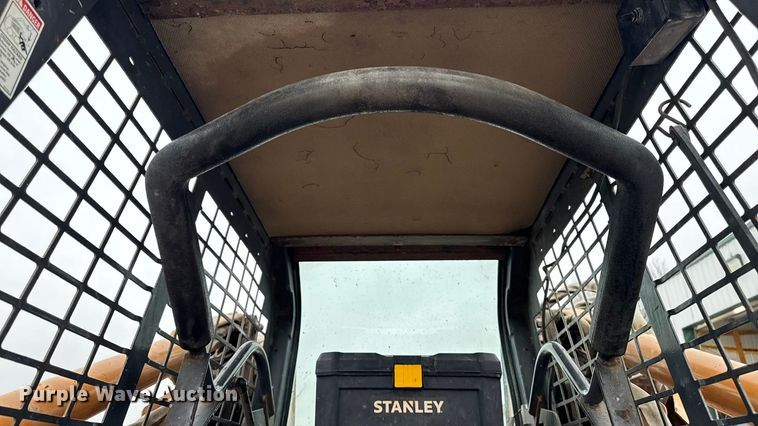 image for item EA2085 2004 Case 90XT skid steer loader