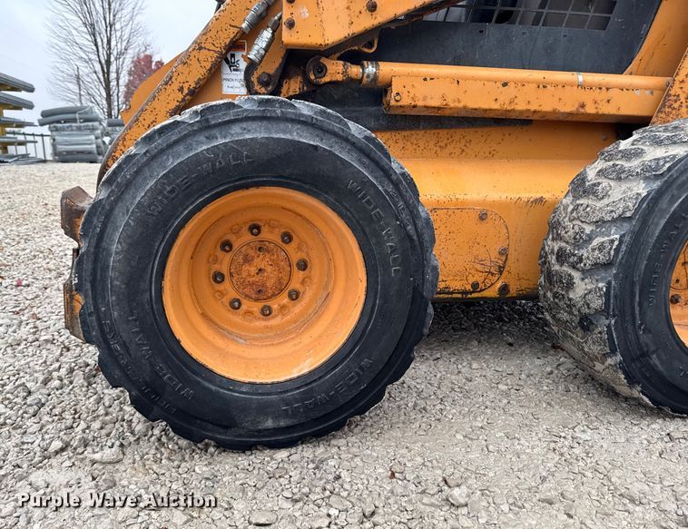 image for item EA2085 2004 Case 90XT skid steer loader