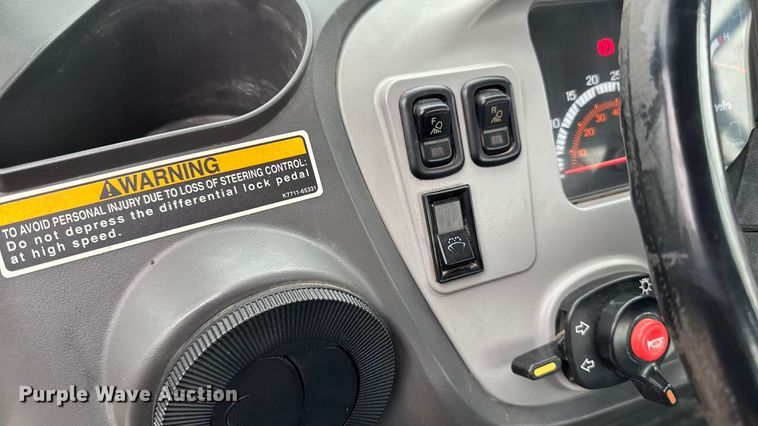 image for item EA2087 2010 Kubota RTV1100 utility vehicle