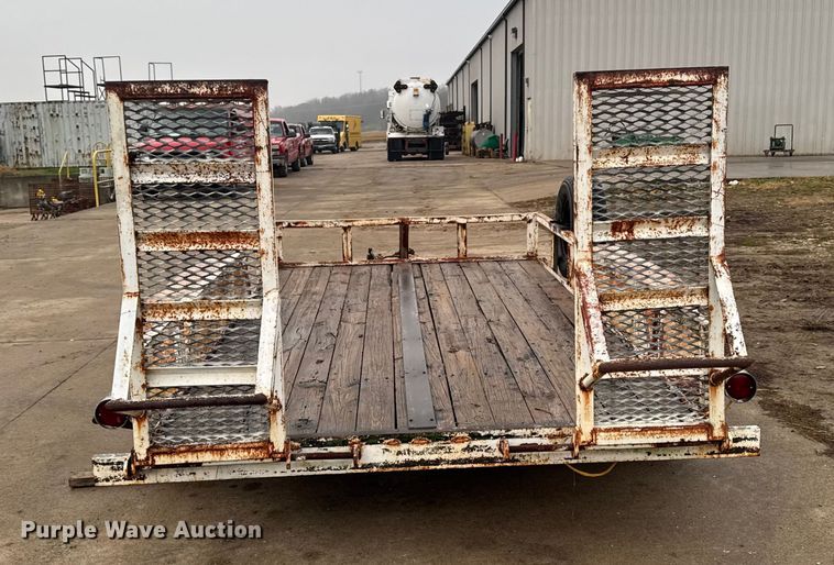 image for item EA2105 1994 Shop built utility trailer