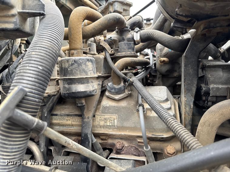 image for item EA2112 1994 Ford F700 dump truck